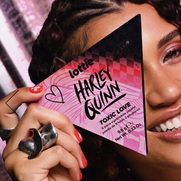 NEW Lottie London Harley Quinn TOXIC LOVE Eyeshadow Diamond Palette- 9 SHADES! - Picture 3 of 16